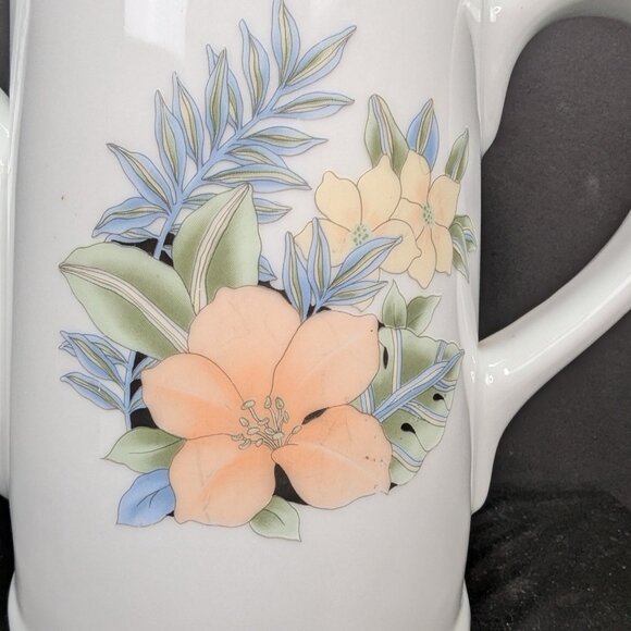 Vintage Dutchess Stoneware 6 Cup Coffee Server with Lid Floral Hibiscus Flower - Picture 2 of 10